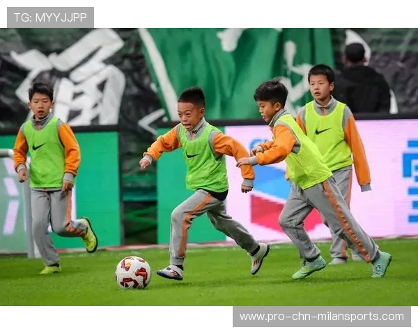 中超联赛青少年活动推动校园足球普及发展 中超联赛青少年活动推动校园足球普及发展